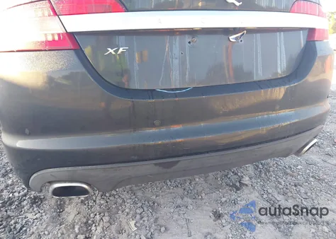 2009 Jaguar Xf Premium Luxury z USA, uszkodzony, nr VIN SAJWA06B89HR08762